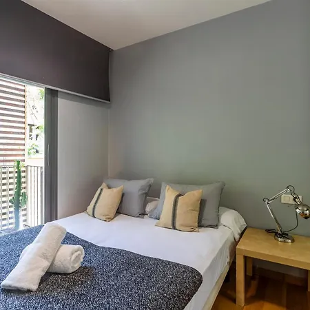 - Gracia Pool Center Apartamento