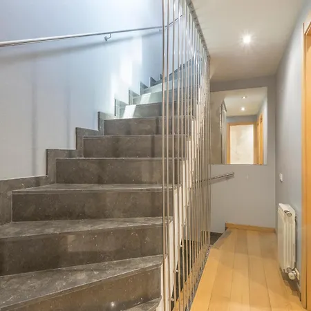 - Gracia Pool Center Apartamento *